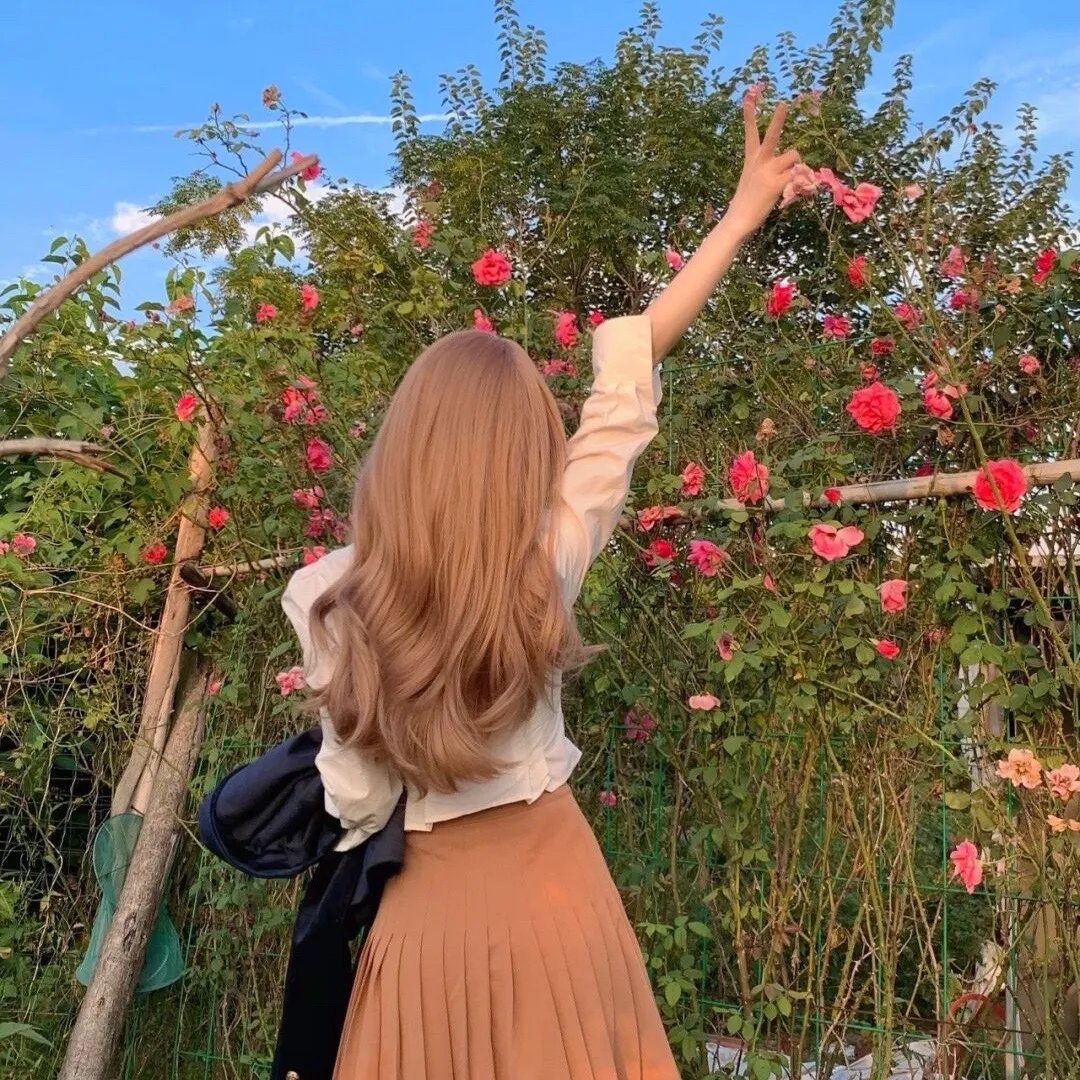 叽哩咕与女巫